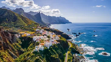 Kustdorp op Tenerife, Canarische Eilanden, Spanje