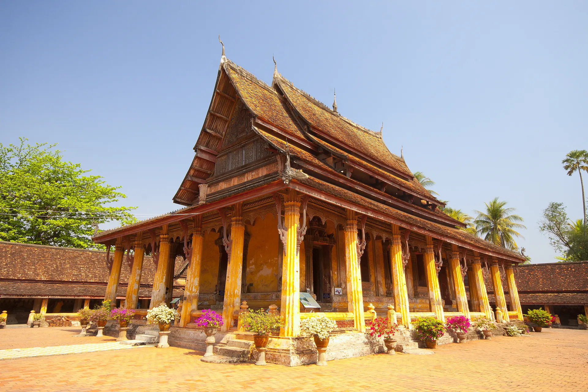 &Olives-Laos-Vientiane-Wat Sisaket