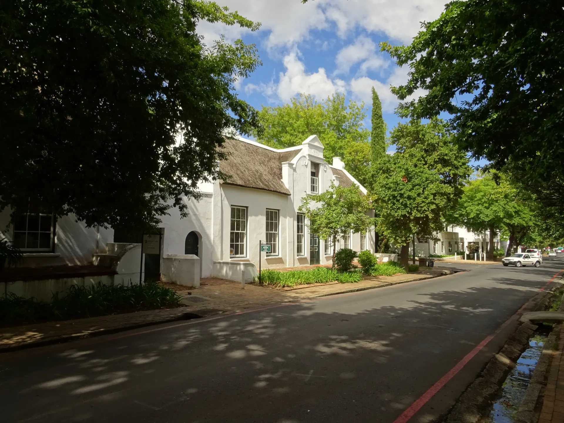 &Olives Zuid Afrika Stellenbosch White house