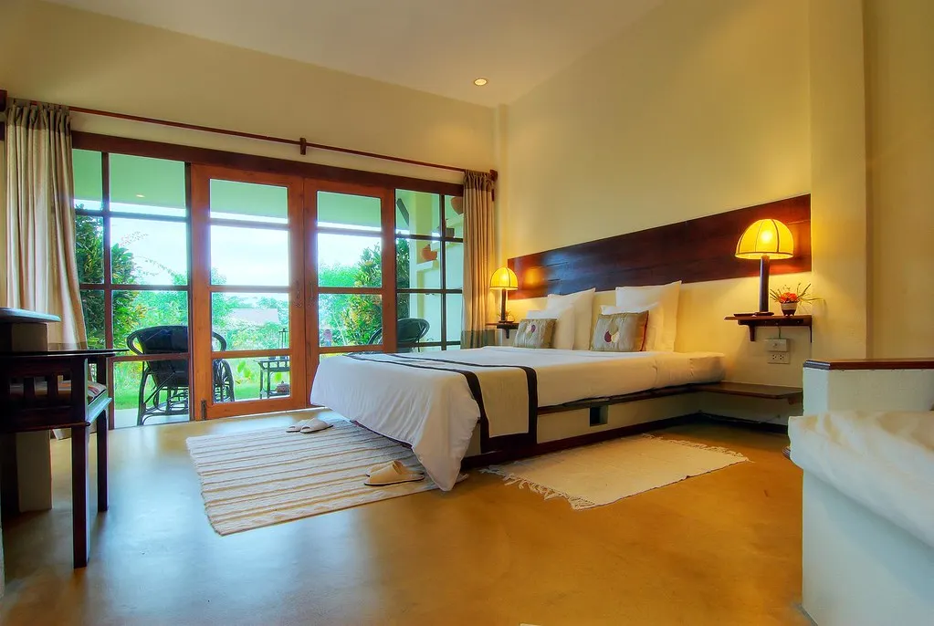 AndOlives-Thailand-Thaton-Maekok-River-Village-room2