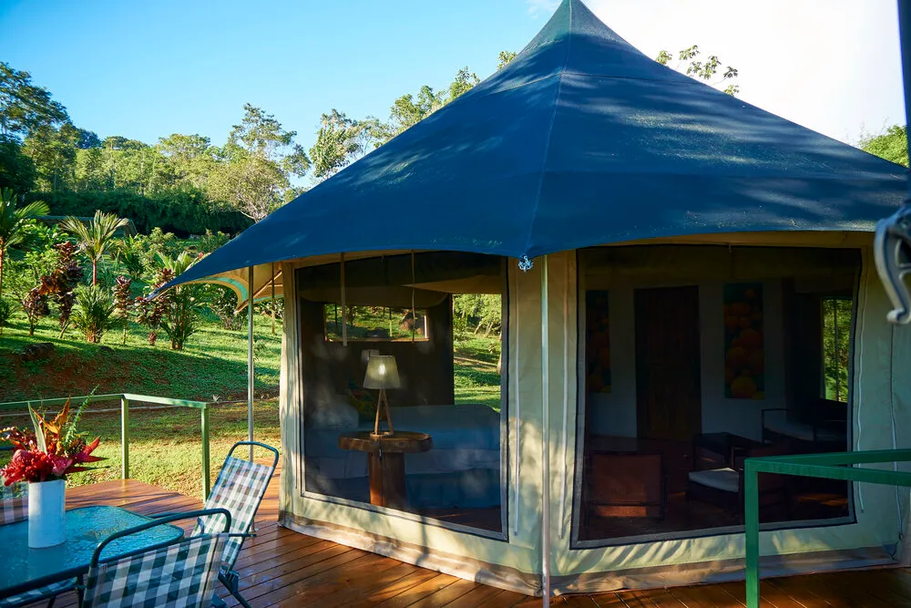 AndOlives-Costa Rica-manoas-tented