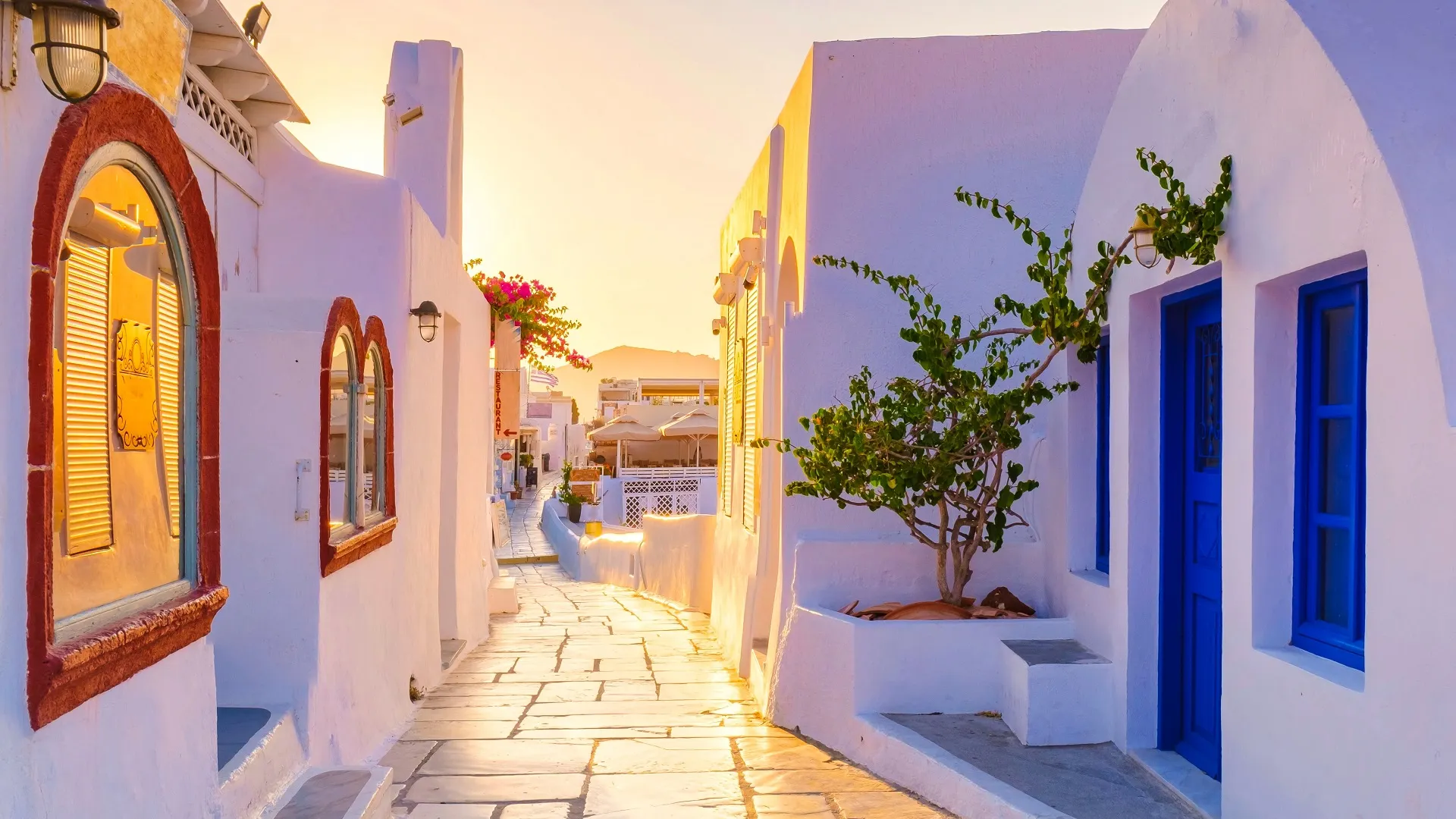 Zonsopgang in Oia, Santorini, Griekenland