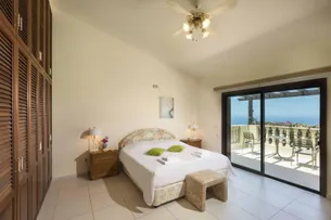 Resitour Kamares - 6-kamer villa