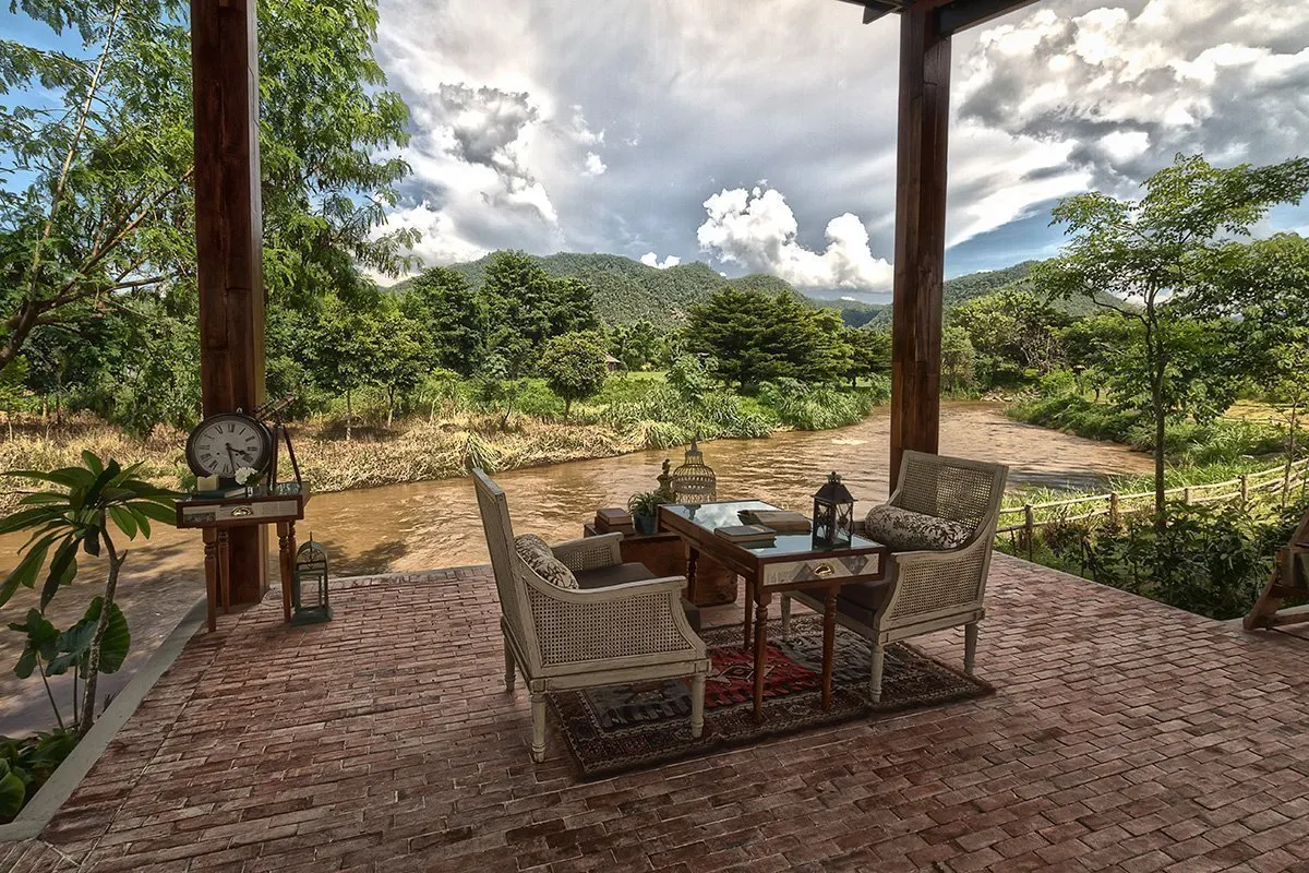 AndOlives-Thailand-Pai-ReverieSiam-riverside
