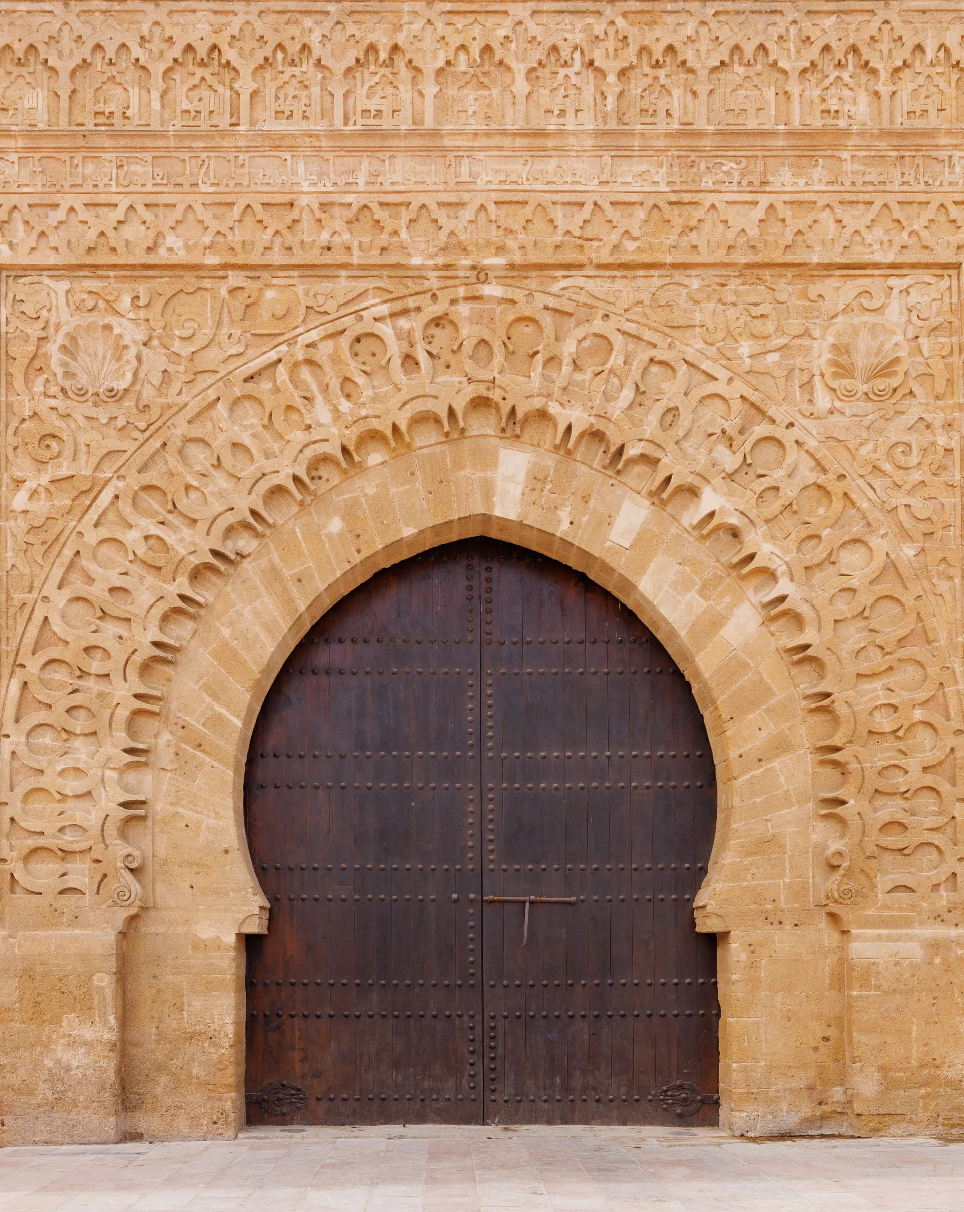 Exterieur uitzicht op de hoofdpoort in de Bab Oudayas in Rabat, Marokko teaser