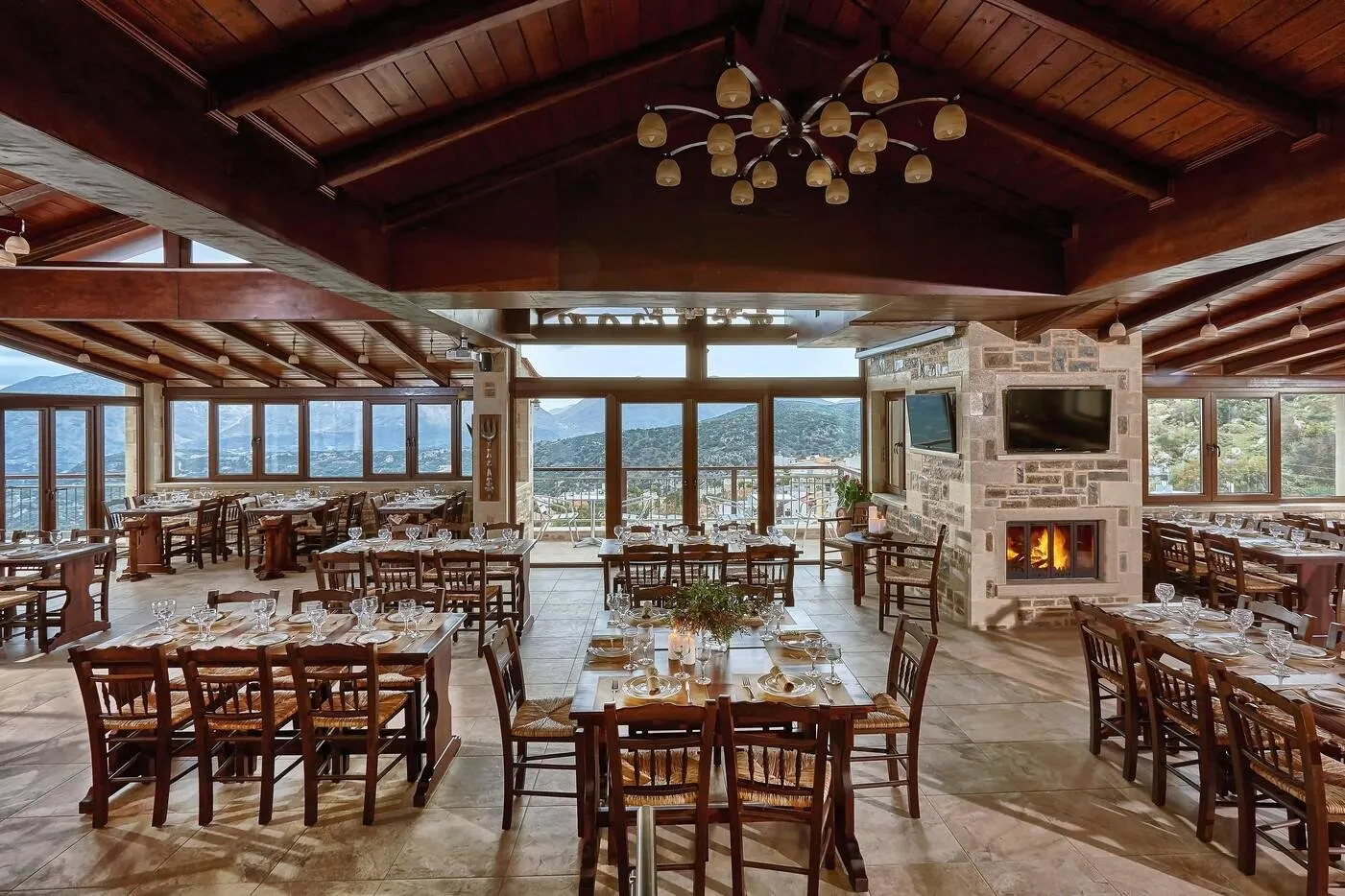 Archontiko Manias - restaurant