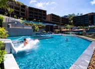 AndOlives-Thailand-Phuket-Sunsuri-pool