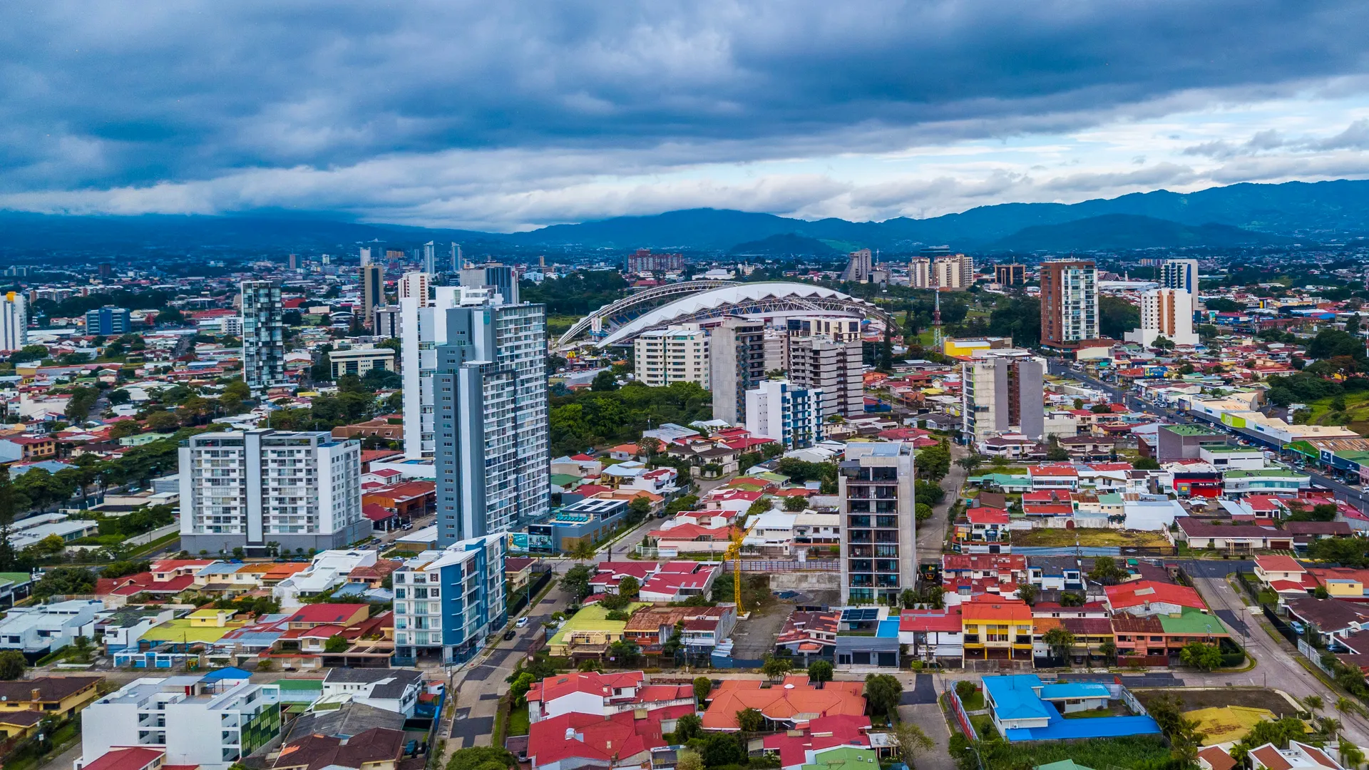 &Olives Costa Rica San Jose stad drone beeld