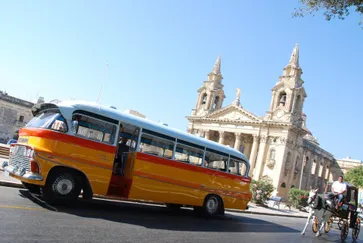 Bus op Malta