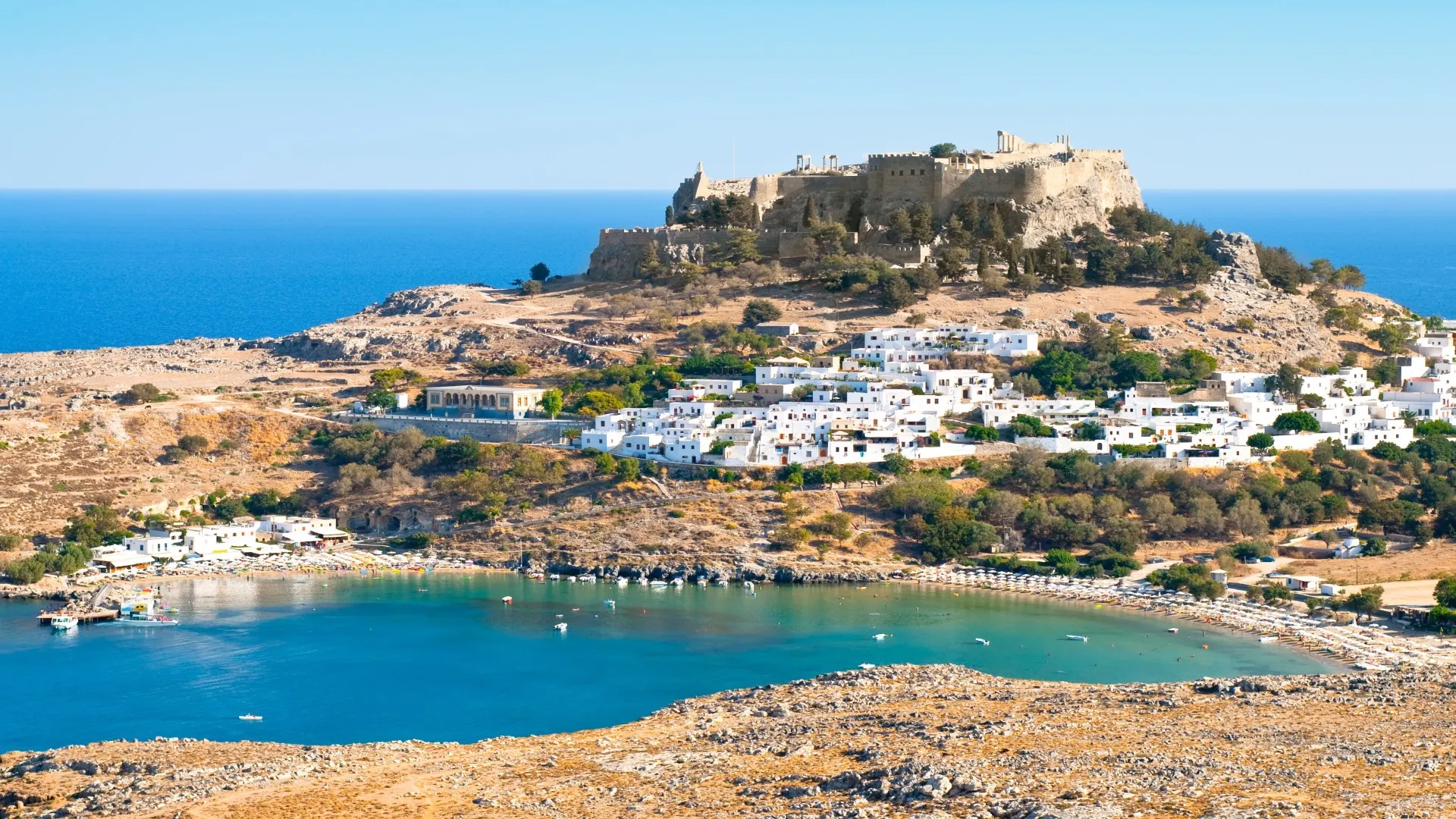 Acropolis in de oude Griekse stad Lindos, Rhodos Eiland, Griekenland 
