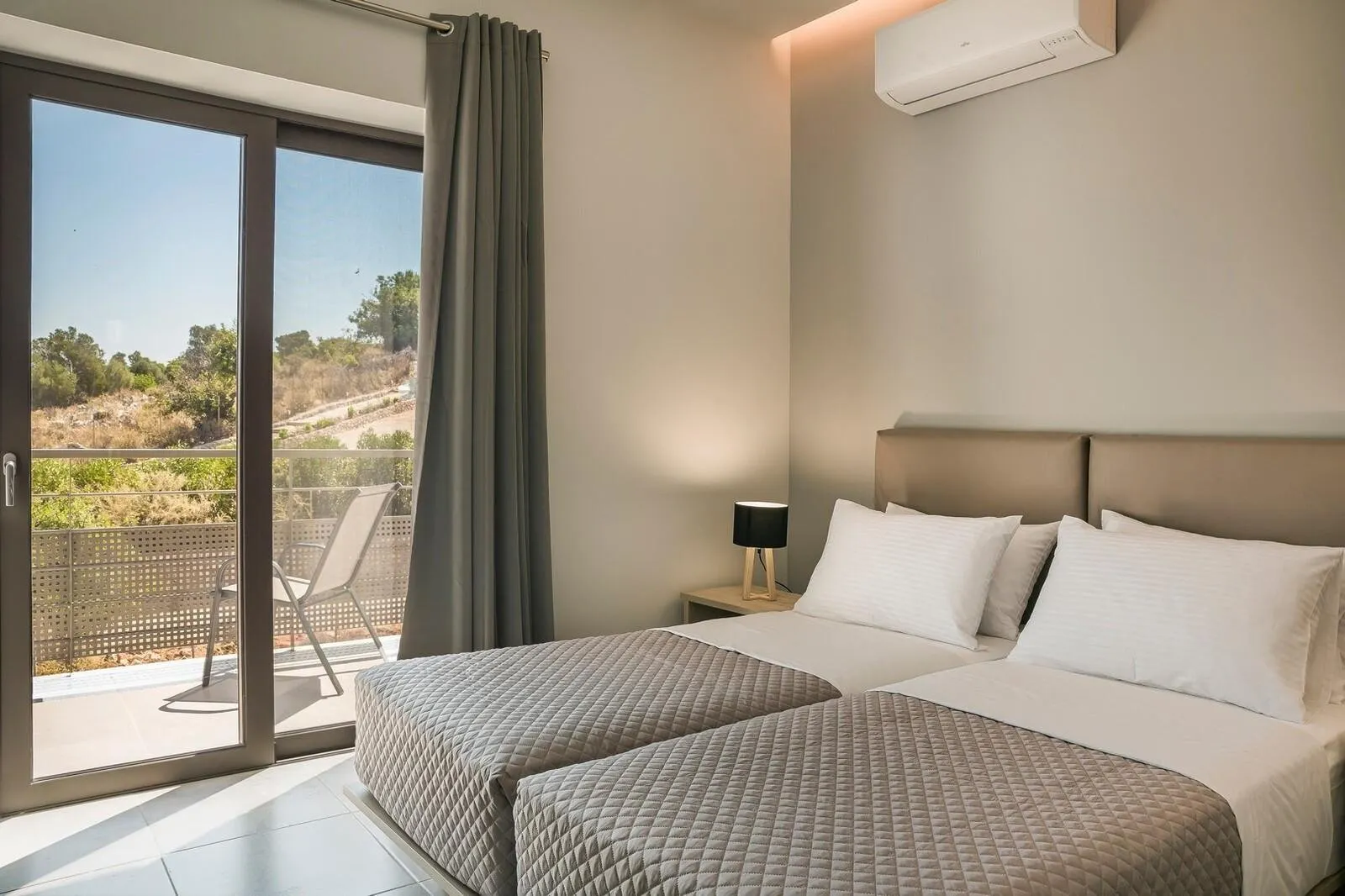 Petradi Villa Skala - Elios Proni - Kefalonia - Griekenland - &Olives Travel (6).jpg