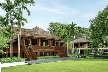 AndOlives-Thailand-ChiangMai-137-pillar-house-outdoor