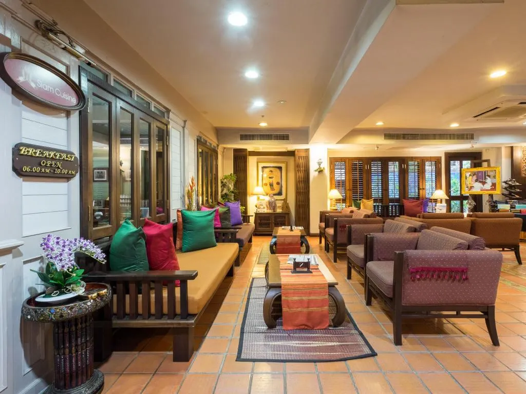 AndOlives-Thailand-Siam-Heritage-lobby