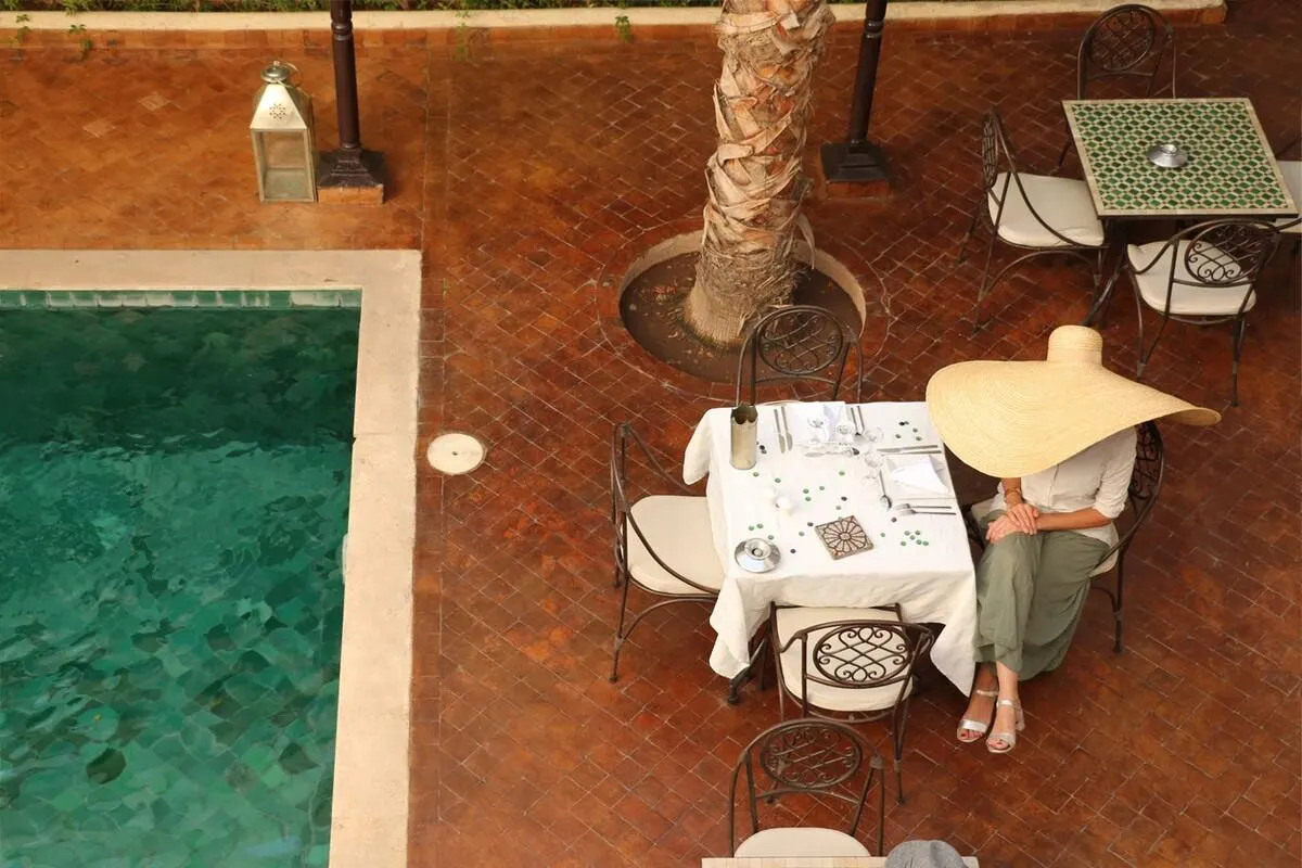Riad Chergui - terras bij het zwembad