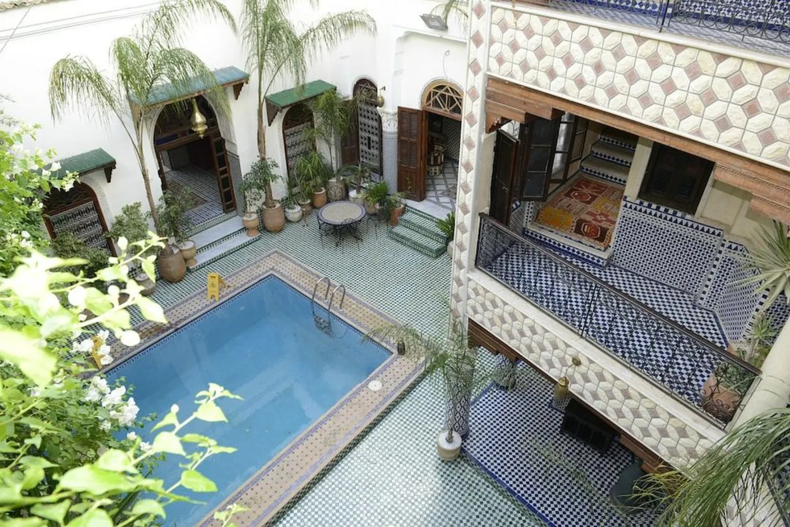 AndOlives-Marokko-Fez-Riad El Yacout-zwembad