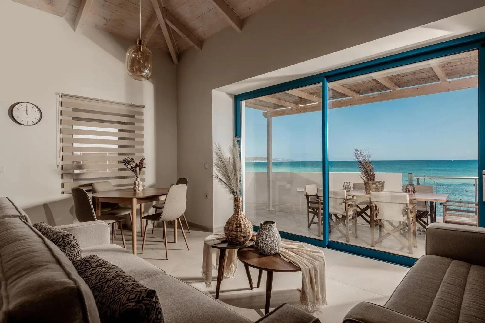 Blue Beach Villa - woonkamer