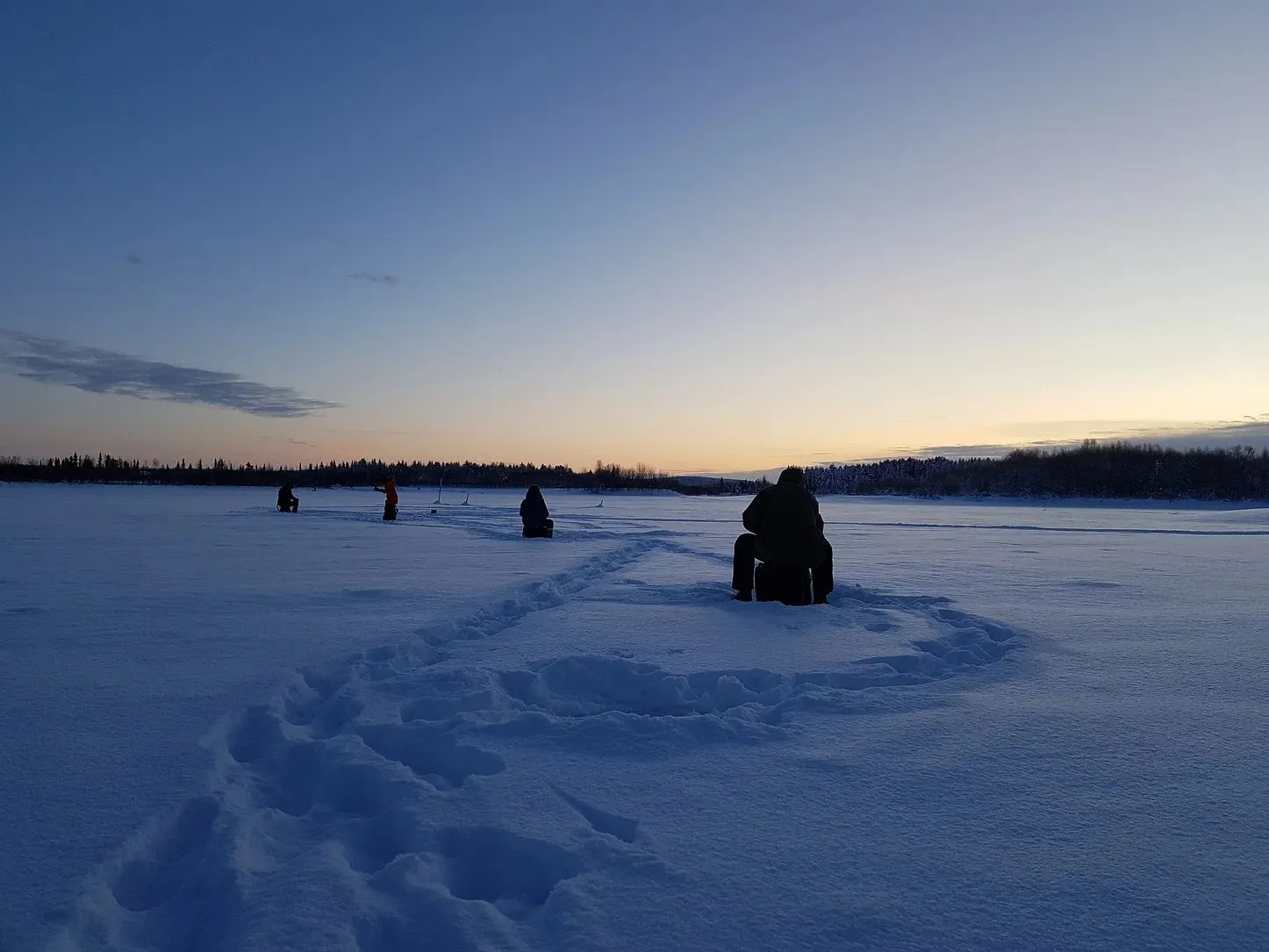 &Olives-Finland-Rovaniemi-icefishing2