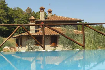 la-casetta-nel-bosco-italie-toscane-zwembad-huis.jpg