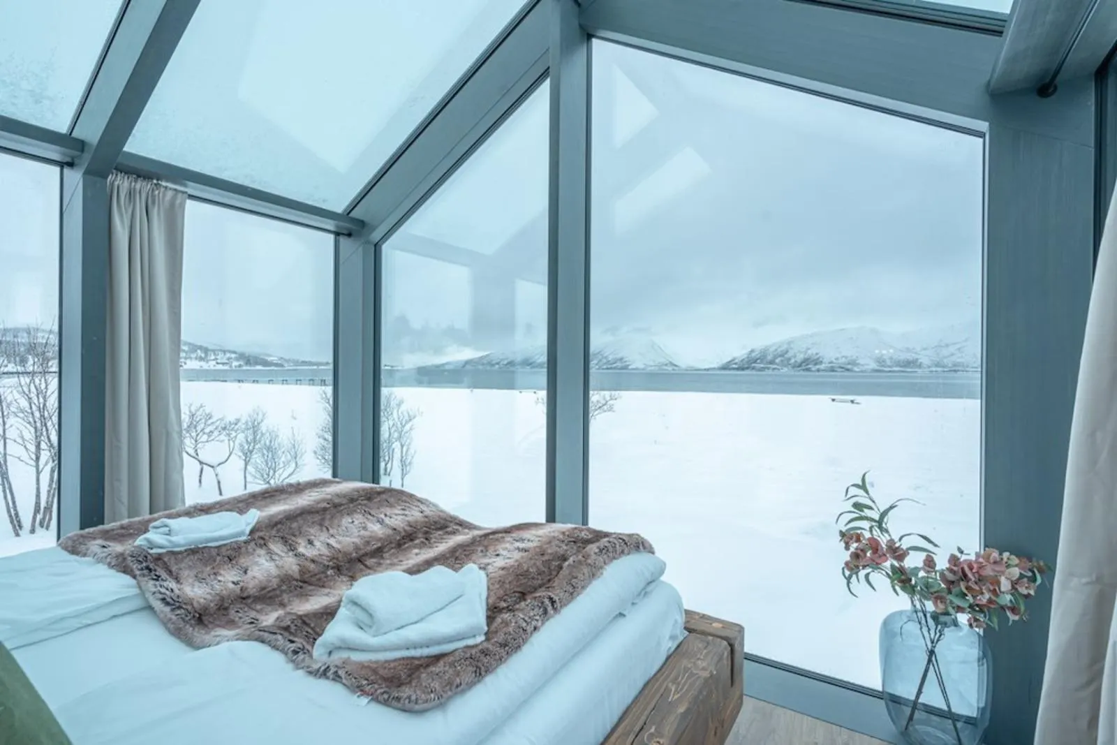 Æra Nord, Panorama Glass Lodge