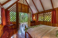 AndOlives-Costa Rica-Puerto Viejo-Shawandha Lodge-queen-1