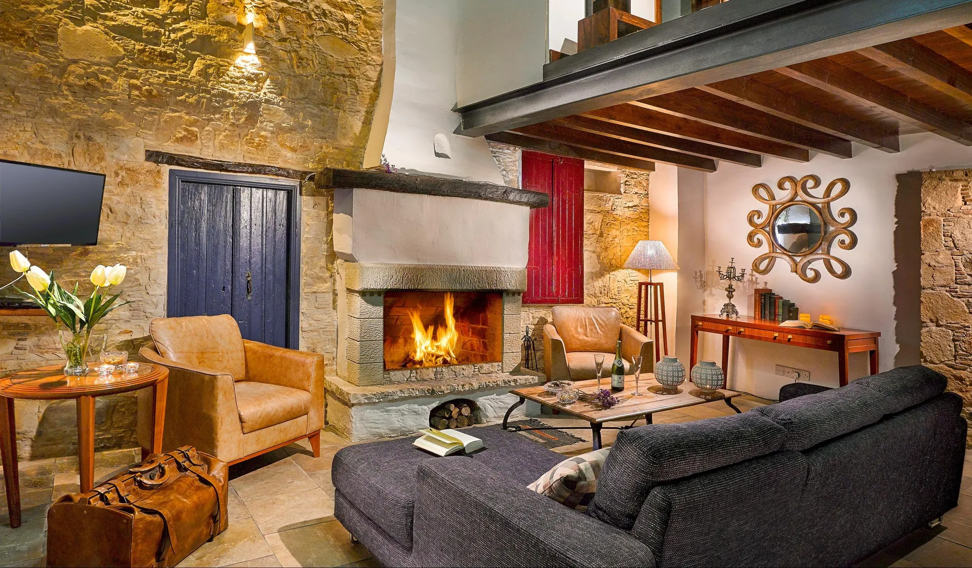 Oinoessa Traditional Boutique Guesthouses - Palati