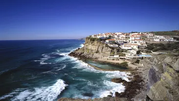 Dorpje Azenhad do Mar bij Sintra, Lissabon en kusten, Portugal