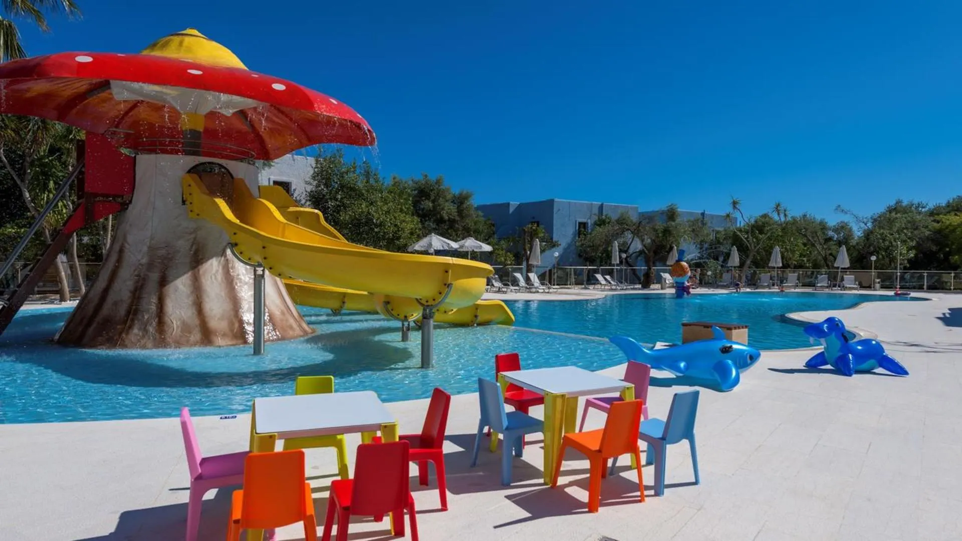 Glijbaan bij accommodatie Chania, Griekenland