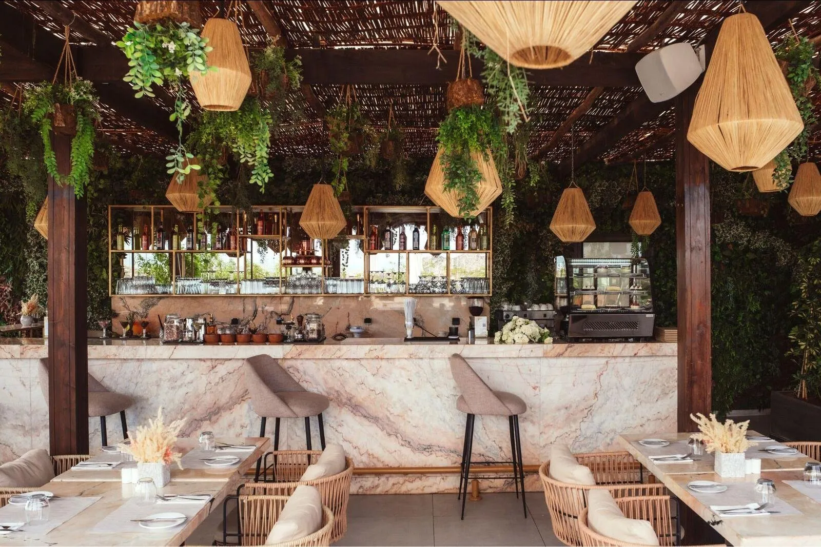 Longue Vie Hotel - bar