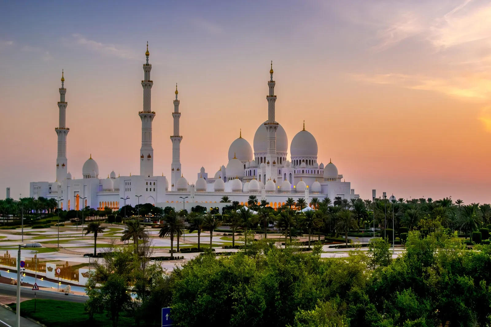Sheikh Zayed Grand Mosque, Abu Dhabi, UAE
