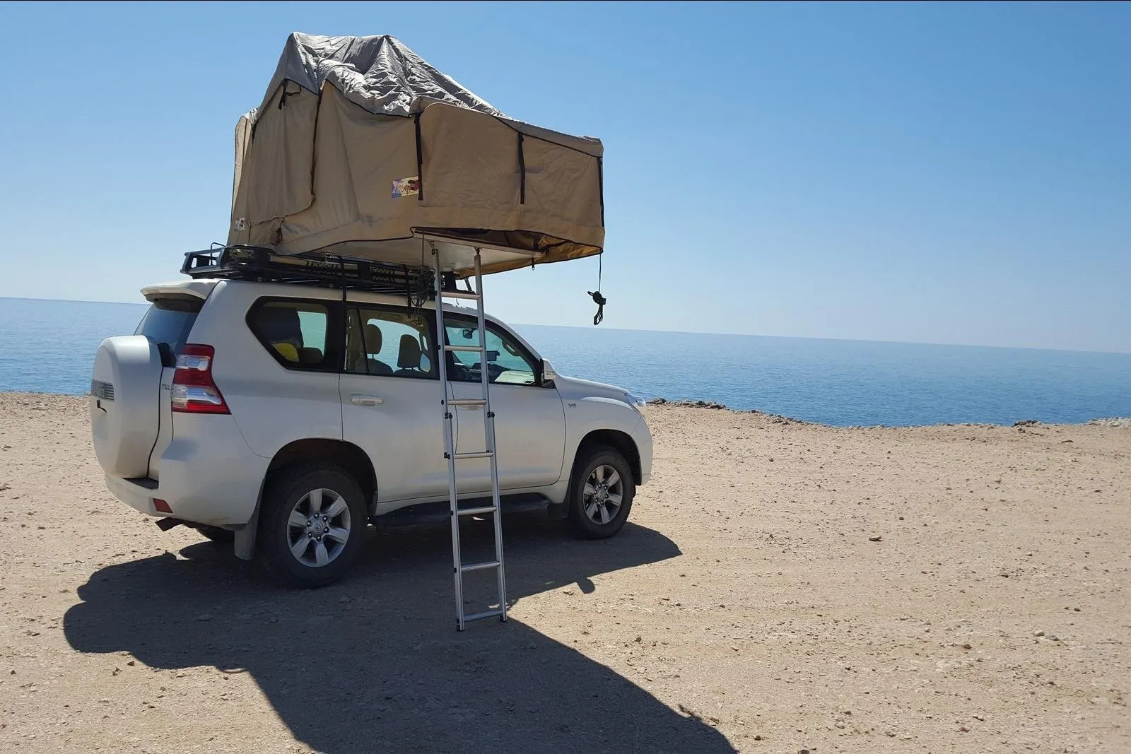 Sterren en Zand Oman in de daktent