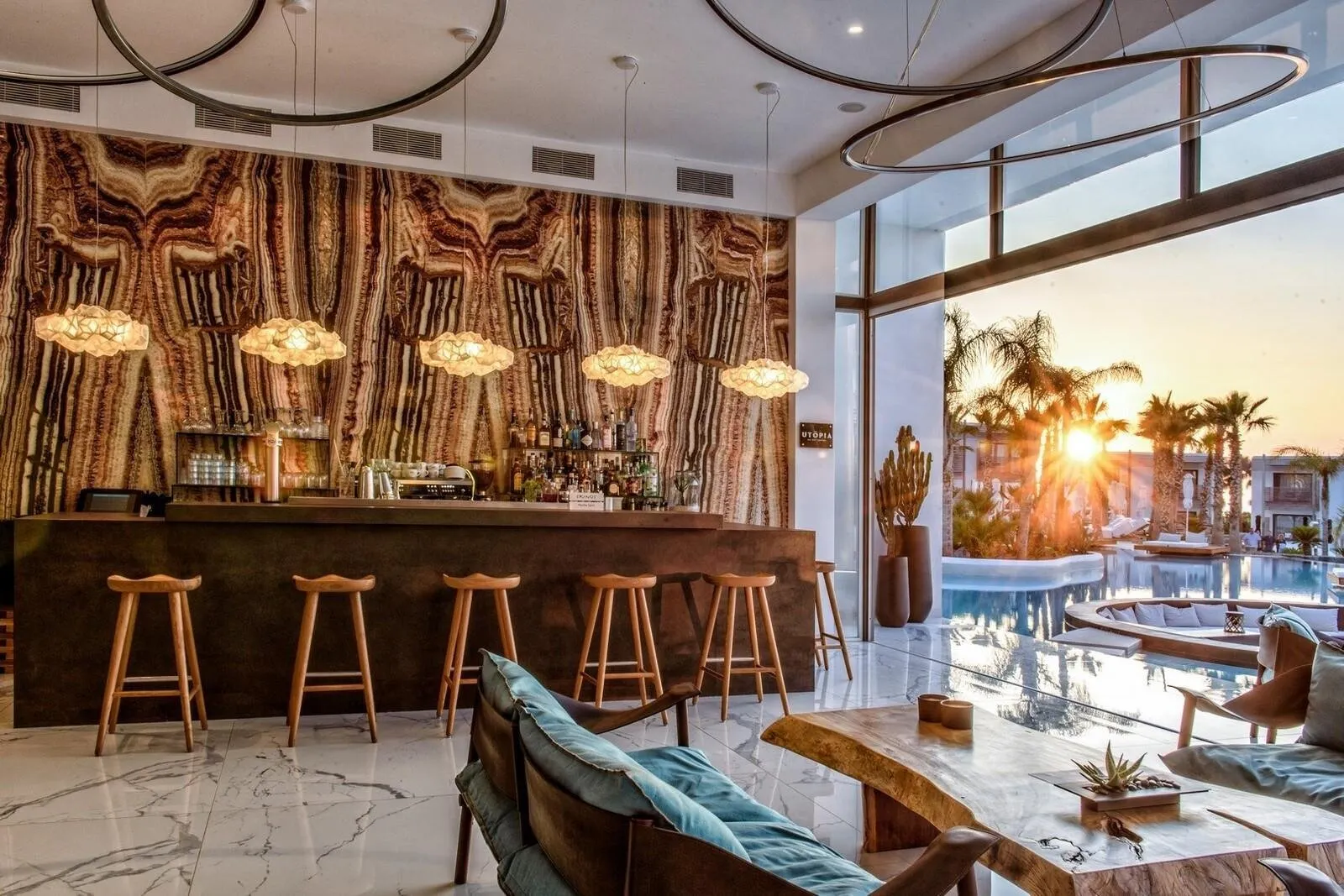 Stella Island - All day lounge bar