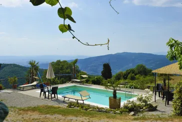 Casetta Ciliegi - zwembad met uitzicht