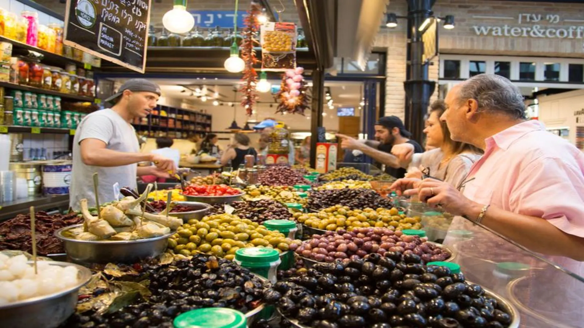 Olijvenverkoop in Tel Aviv, Israël