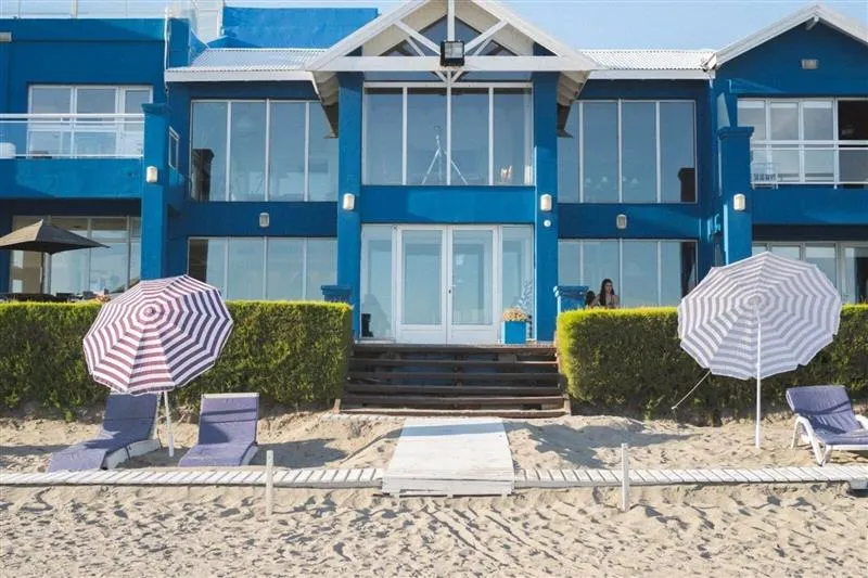 Las Restingas strand
