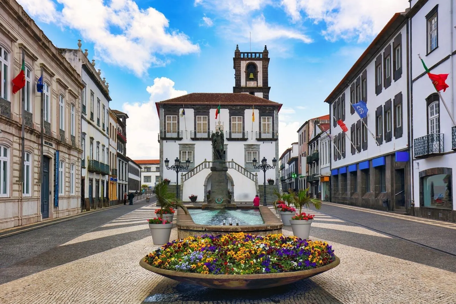 Fly-drive Sao Miguel - Ponta Delgada