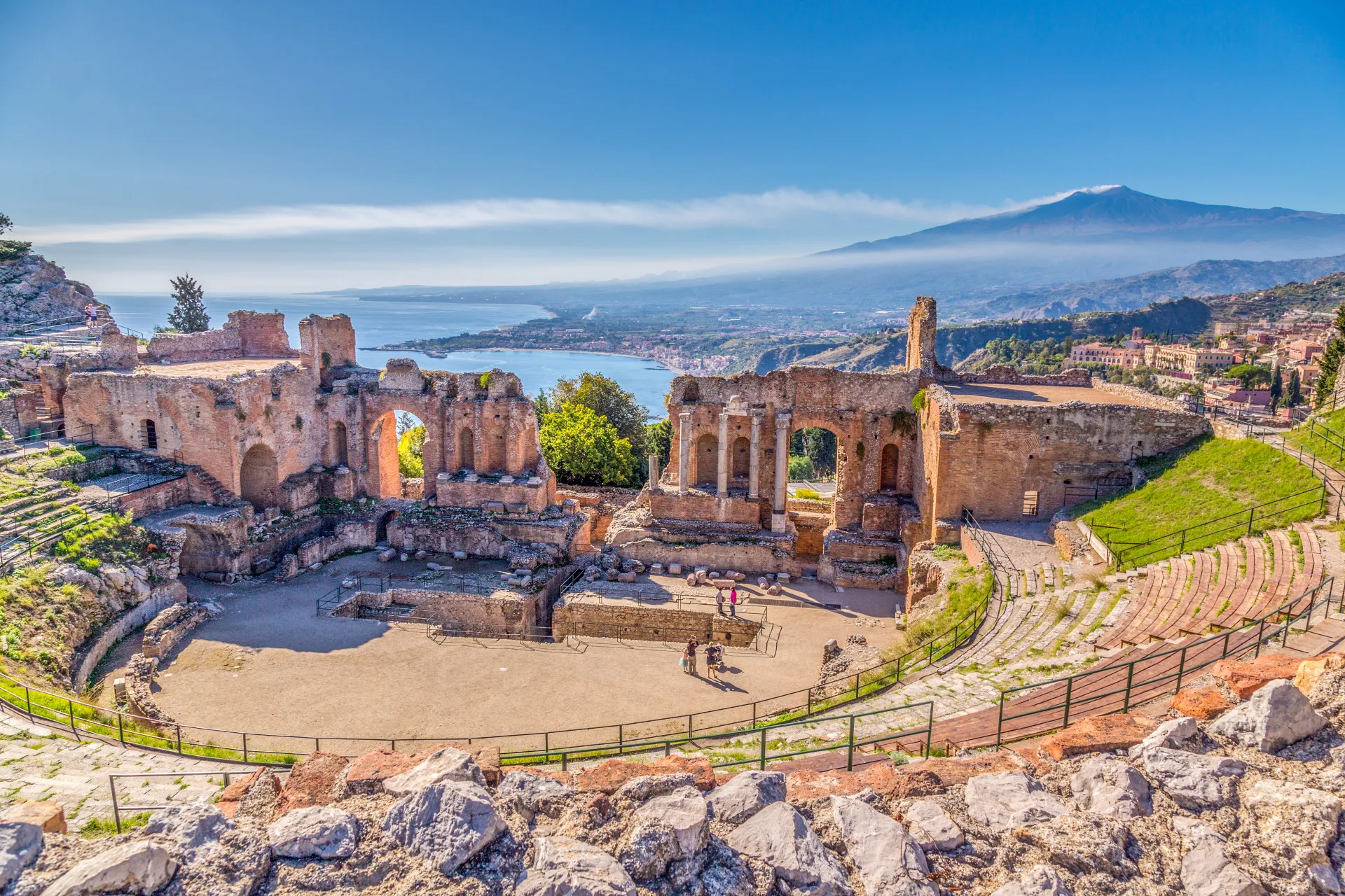 Griekse theater Taormina met op achtergrond Etna
