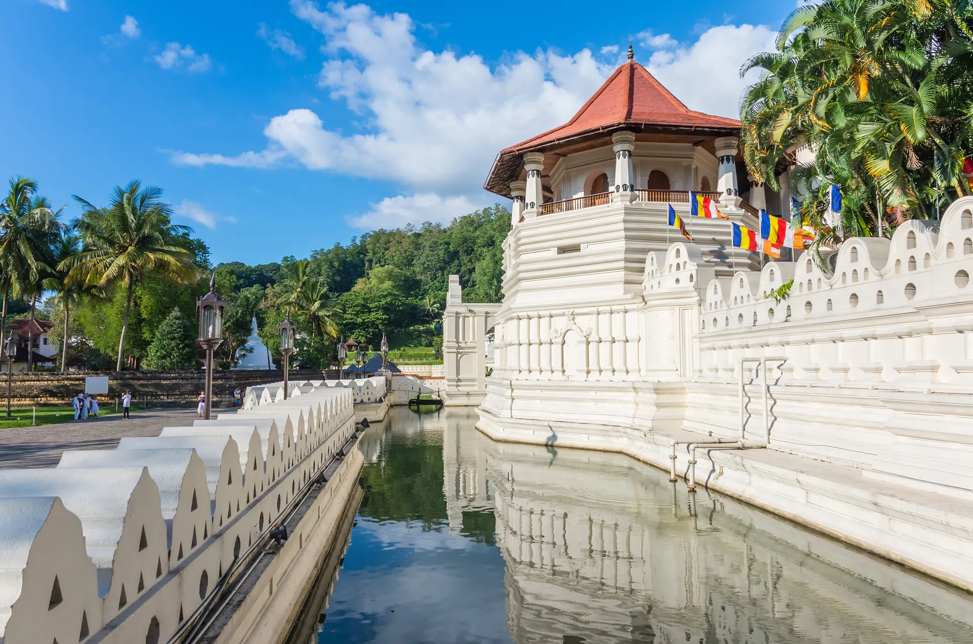  Kandy Temple of the tand