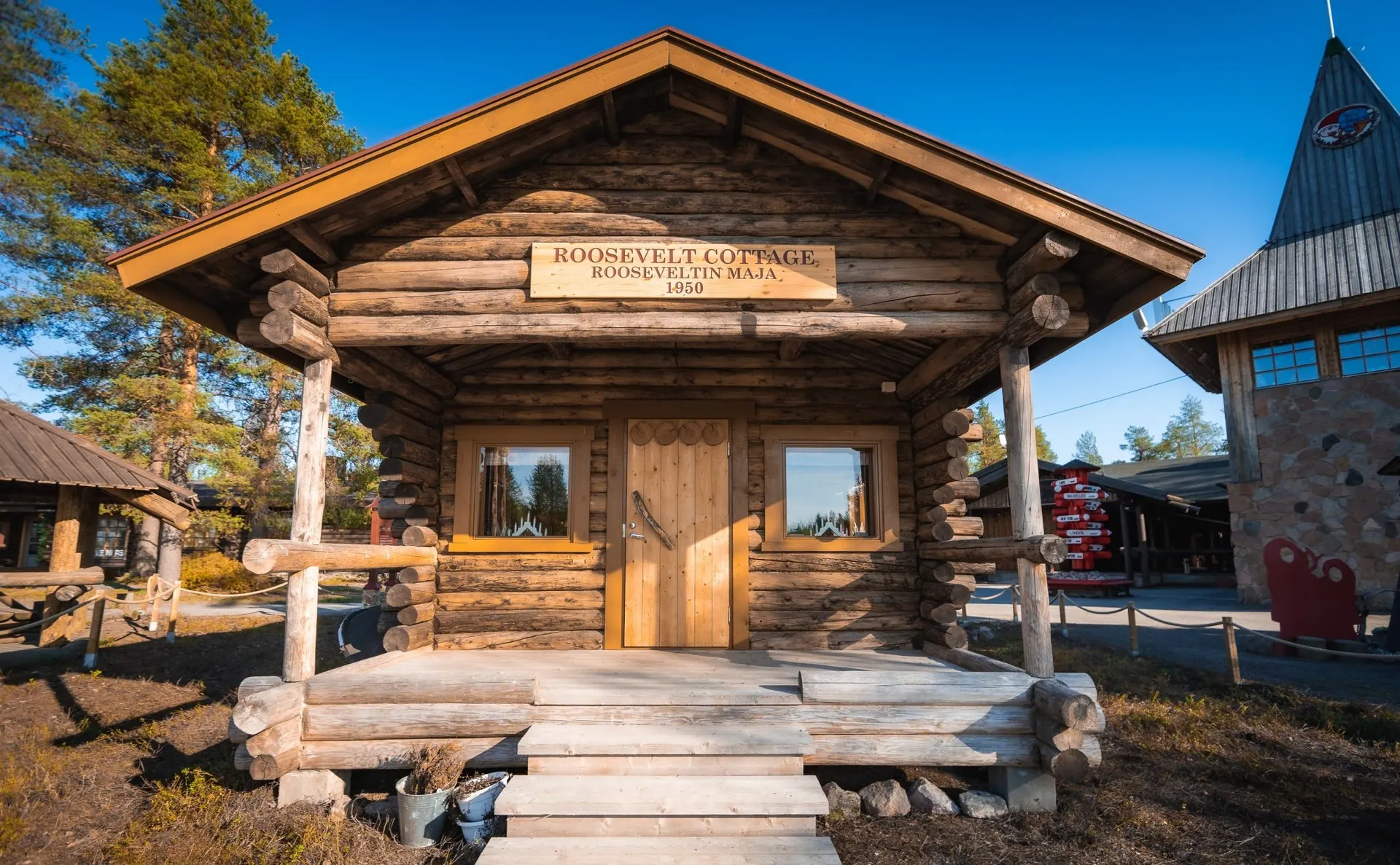 &Olives-Finland-Rovaniemi-roosevelt-cottage