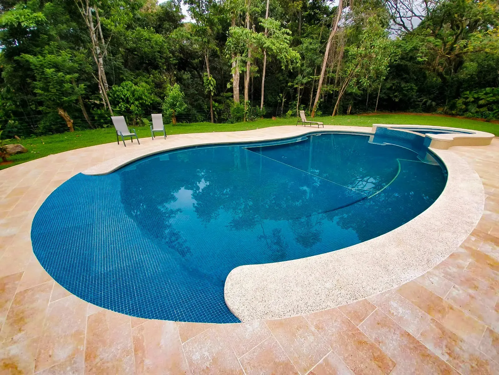 &Olives Uvita LaCusingaLodge Pool