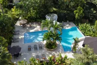 AndOlives-Costa-Rica-LaFortuna-Hotel Lomas del Volcan-pool