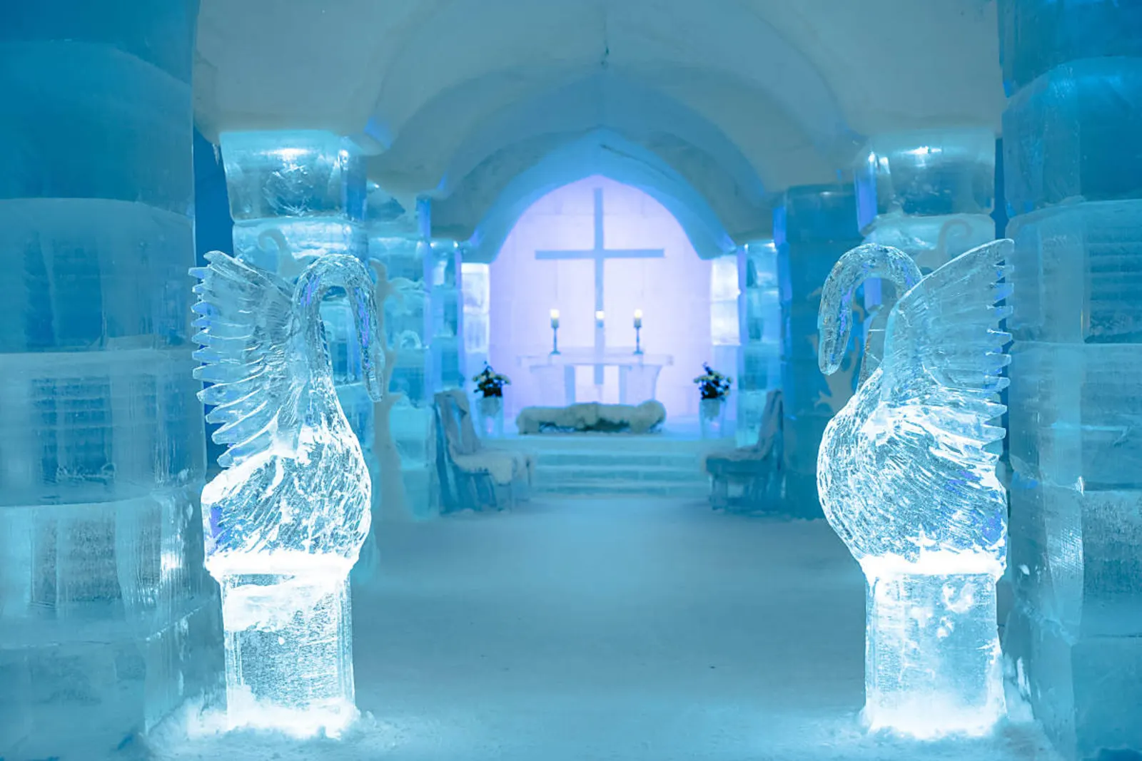 &Olives-Noorwegen-Alta Ice Hotel-Iglo-hall