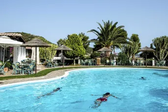 Cormoran Residence - zwembad