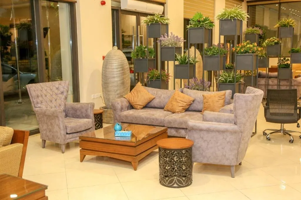 Hotel City Tower - lobby