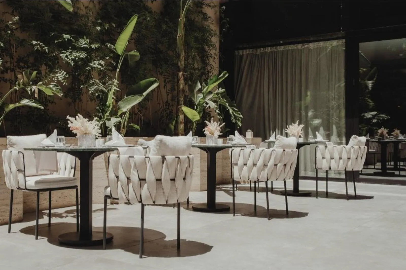 Longue Vie Hotel - terras