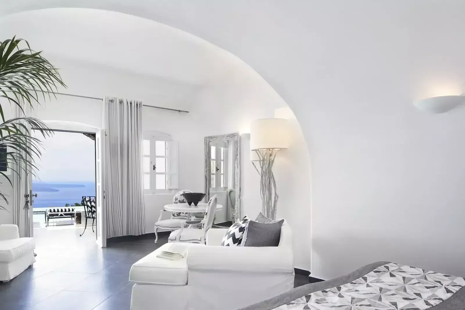 San Antonio Hotel-Senior Suite