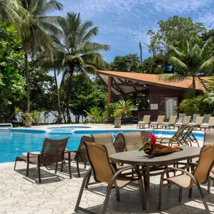 AndOlives-Costa Rica-Tortuguero-Aninga Lodge-pool