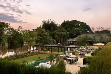 AndOlives-Thailand-Anantara Chiang Mai Resort Bubble Bar