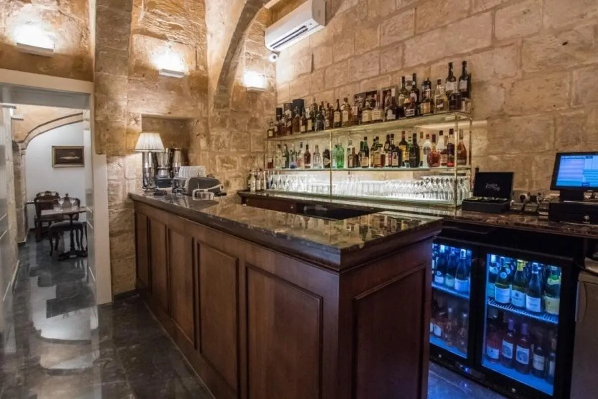 Palais le Brun - bar