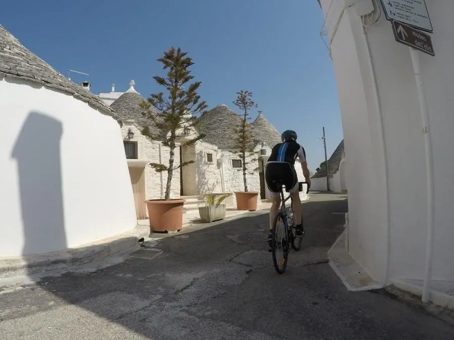 Fietsen in Alberobello, tussen de trulli