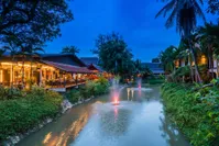 AndOlives-Thailand-Sukhothai-TheLegendha-dining
